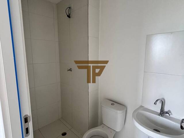 Apartamento para Venda em Carapicuíba - 5