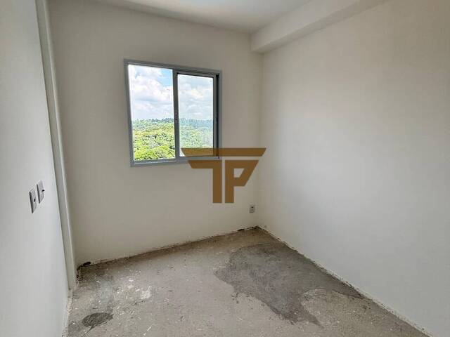 Apartamento para Venda em Carapicuíba - 4